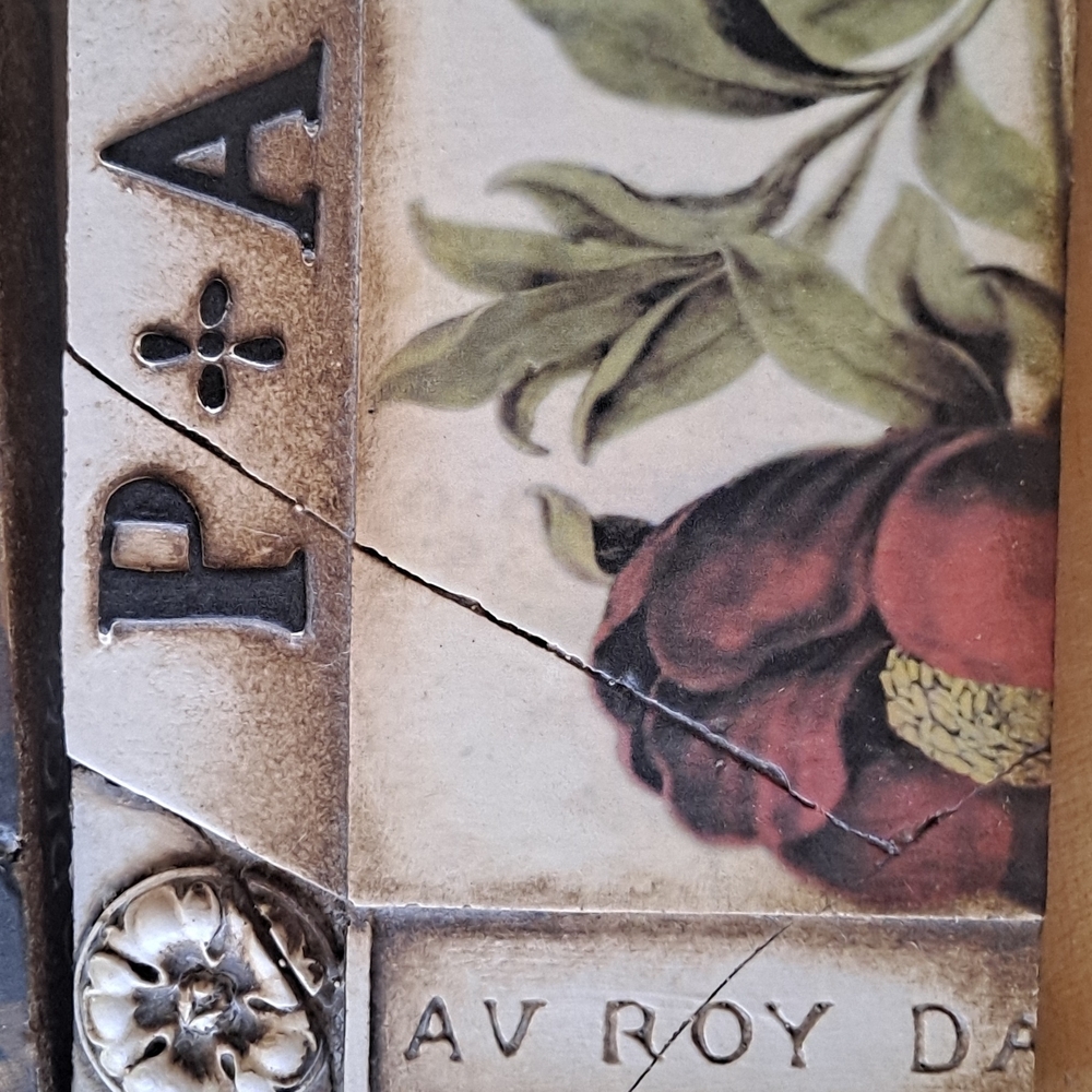 Sid Dickens Botanical Tile Plaque in Green and Red